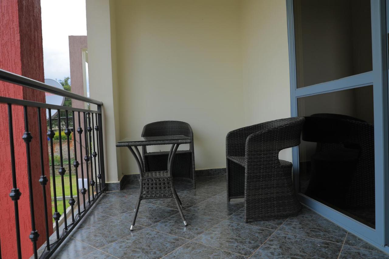 Silver Oaks Hotel Boma Fort Portal Экстерьер фото