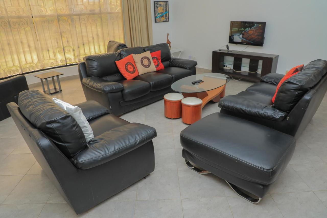 Silver Oaks Hotel Boma Fort Portal Экстерьер фото
