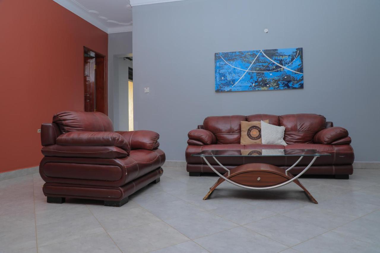 Silver Oaks Hotel Boma Fort Portal Экстерьер фото
